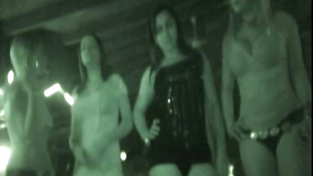 Tratamento da sexo coroas com garotos mama em bruto
