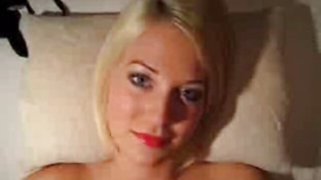 A adolescente ruiva Valentina Milan é a primeira mulheres coroas sexo Anal com a Bbc 1080p.